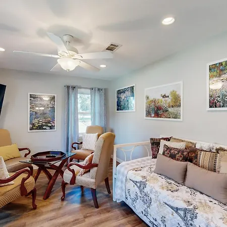 Belaire Boaters Bungalow